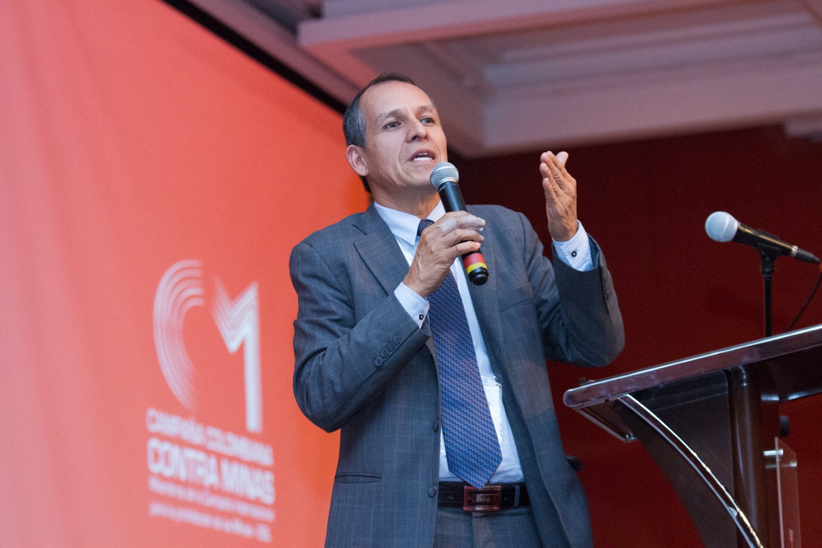 Foro_de_expertos_en_desminado_AAubin12